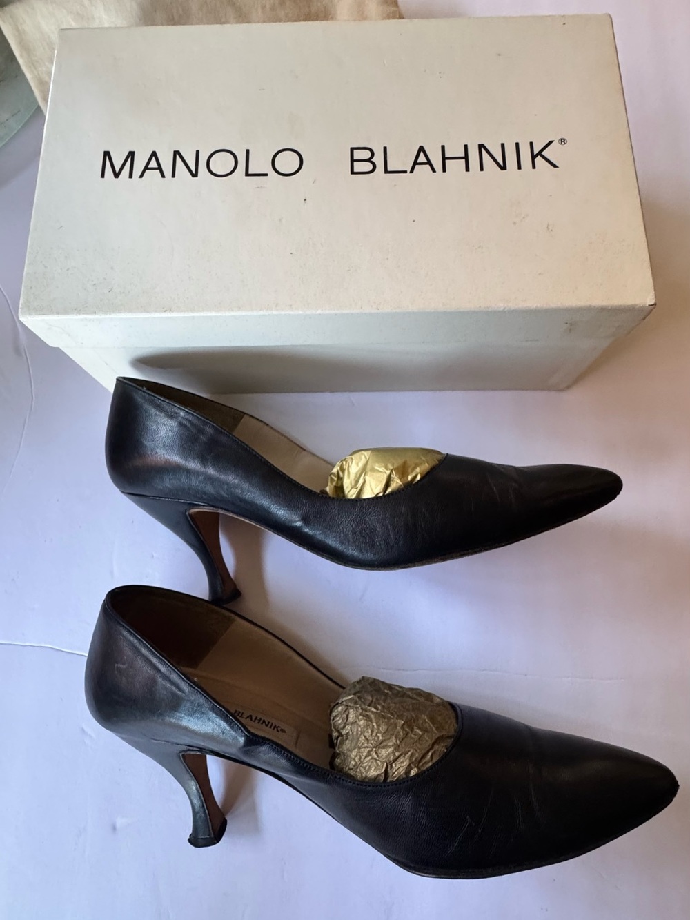 Vintage Manolo Blahnik Sinclet Leather Pumps